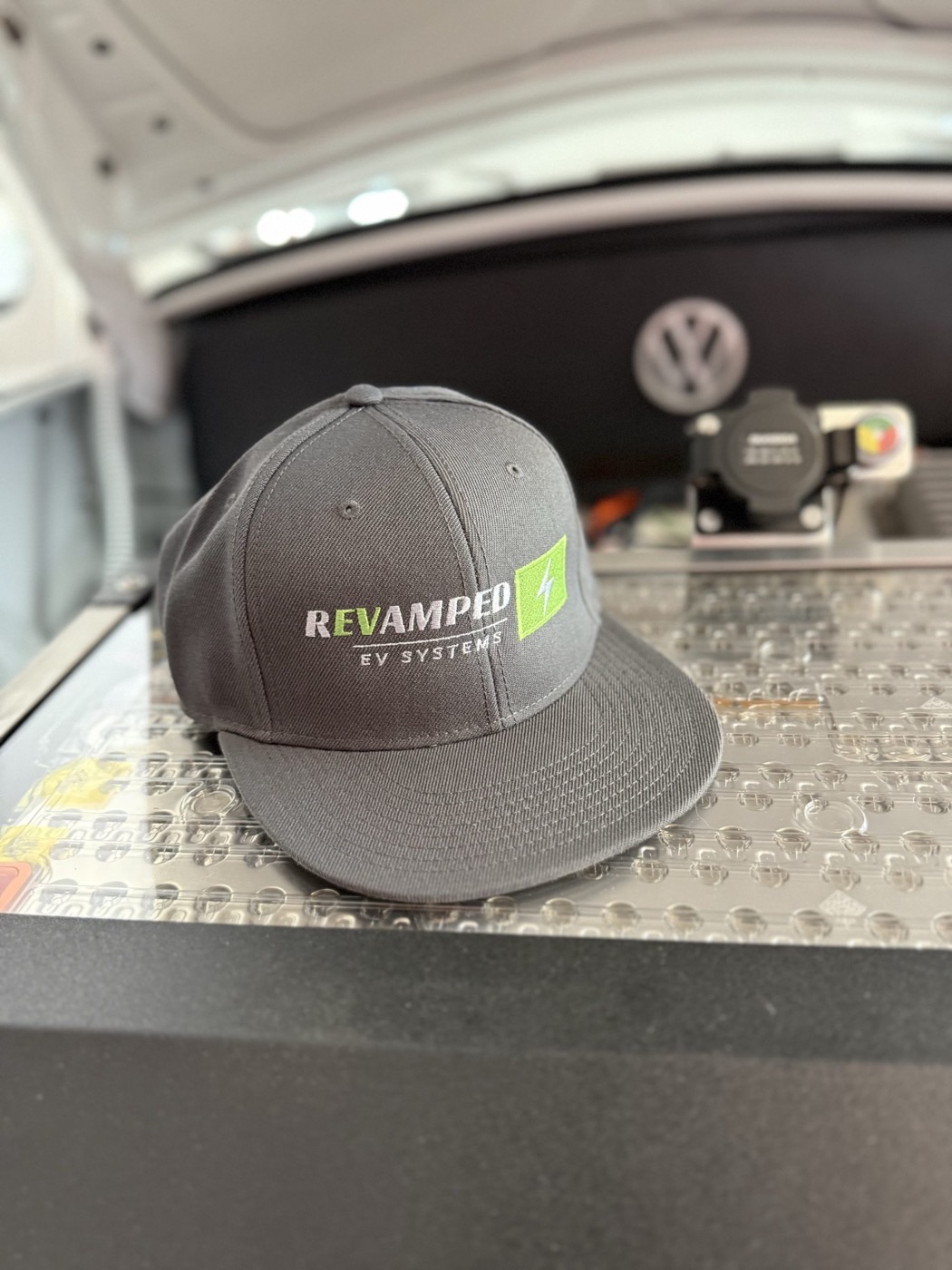 REVAMPED EV Snapback